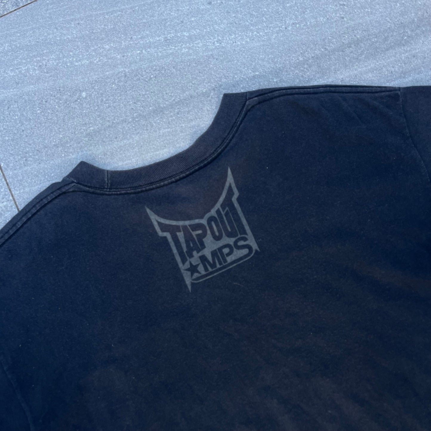 2000s tapout tee - L