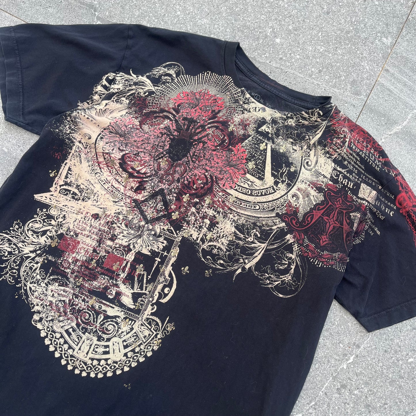 2000s affliction AOP tee - L