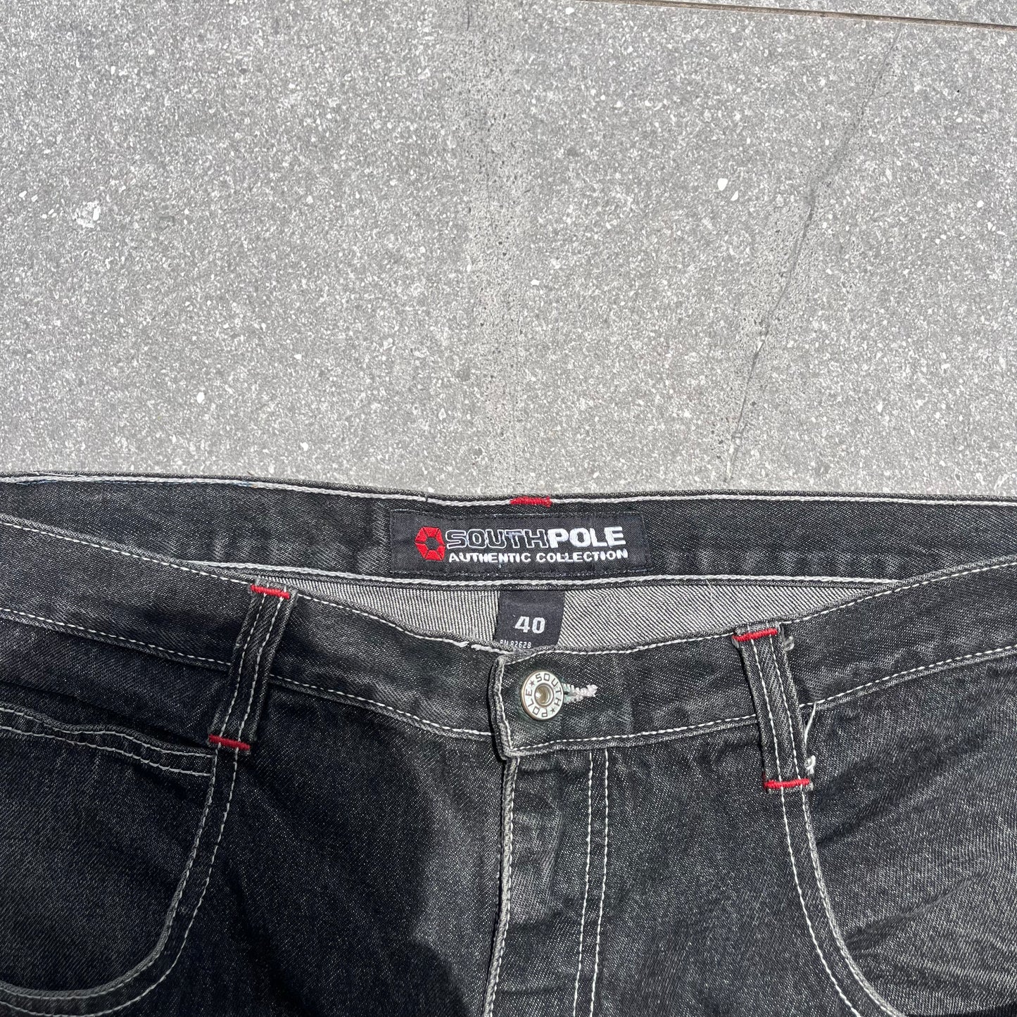 2000s southpole jeans - 40”