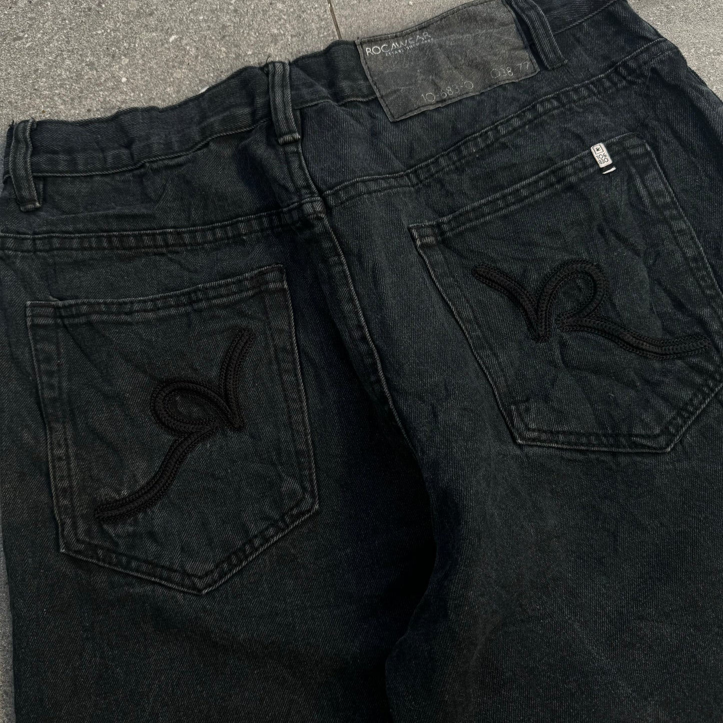 rocawear jorts - 34”