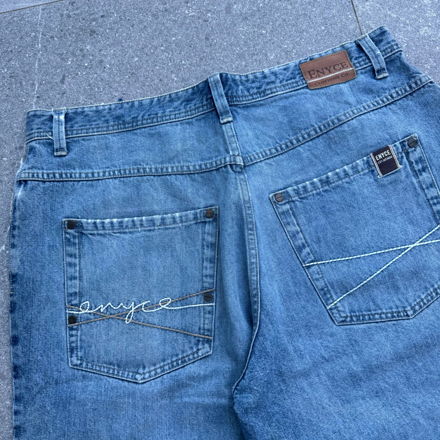 clean enyce jorts - 36”