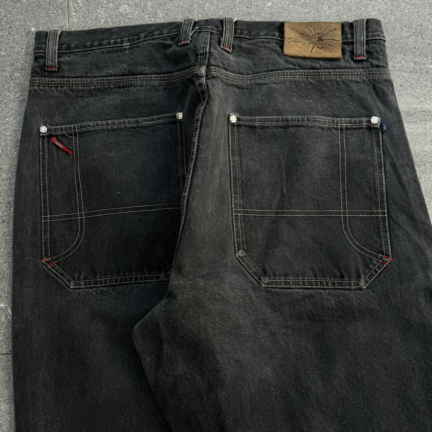 y2k source jeans - 36x32”