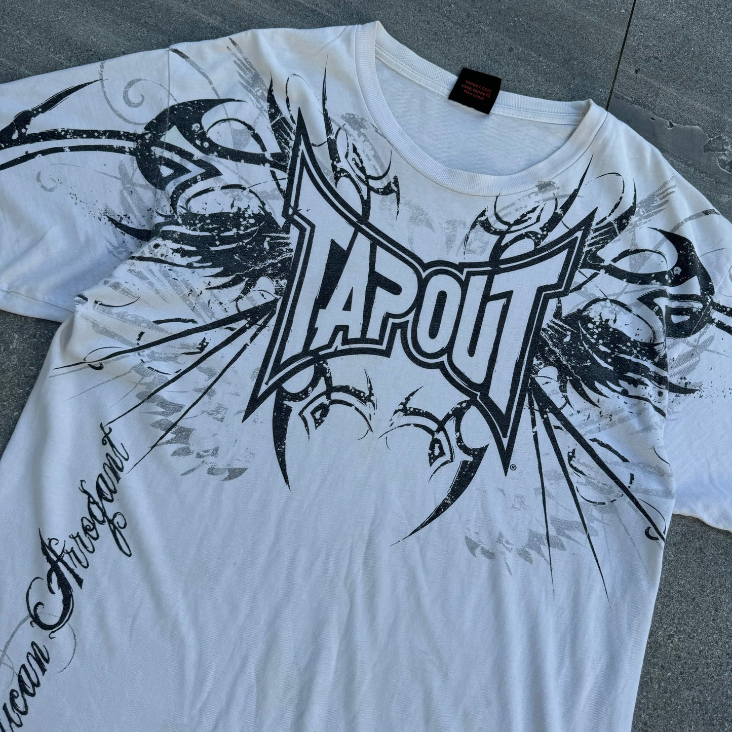 tapout tribal tee - L