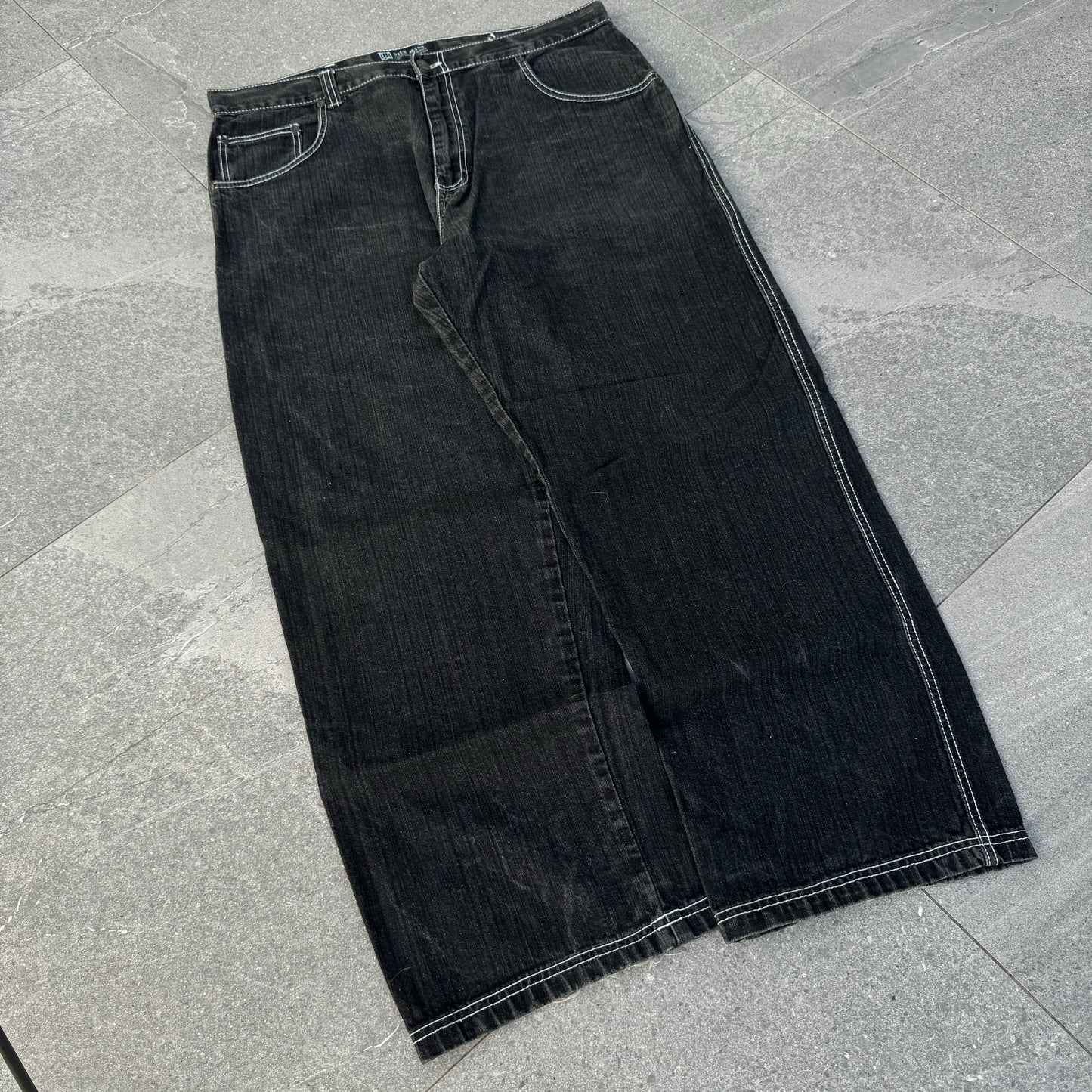 dtek jeans - 40x32”