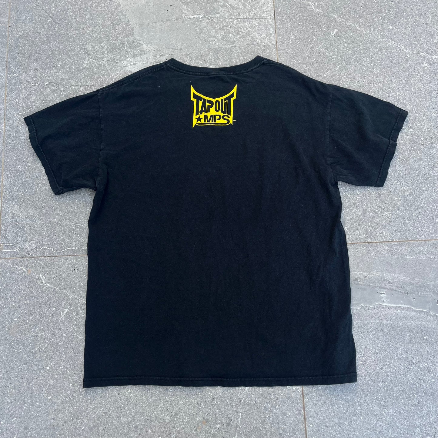 2000s tapout tee - L