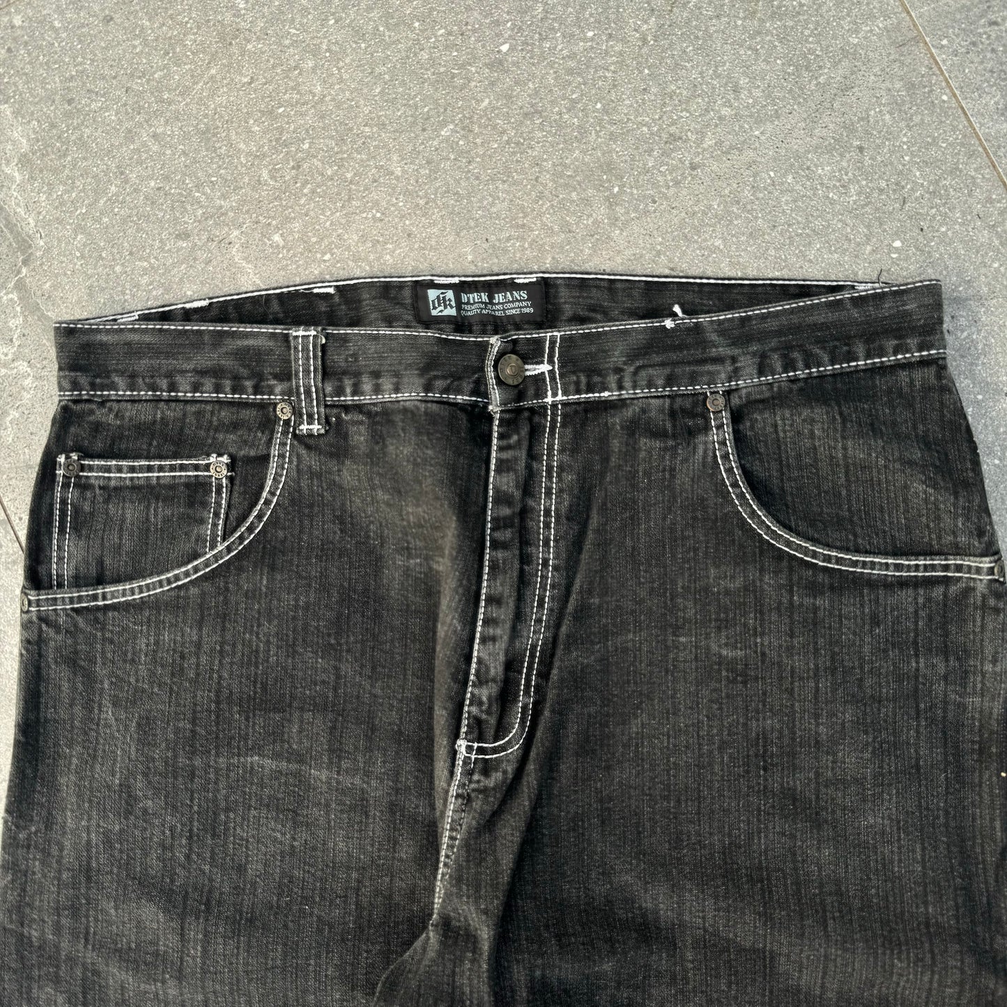 dtek jeans - 40x32”