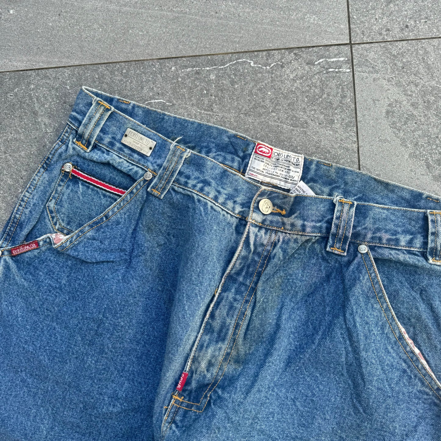 ecko jeans - 36x30”