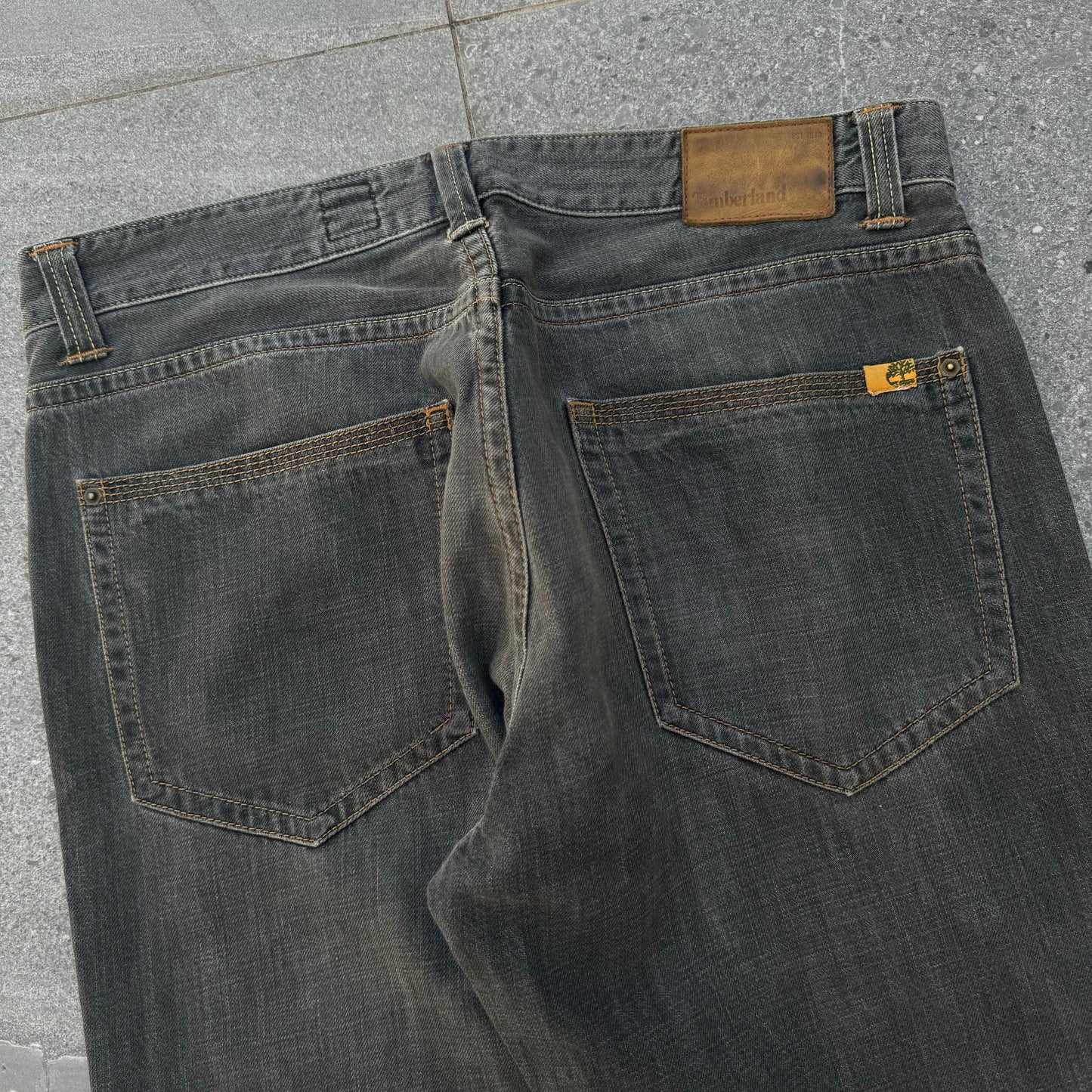 tidy timberland jeans - 36x30”