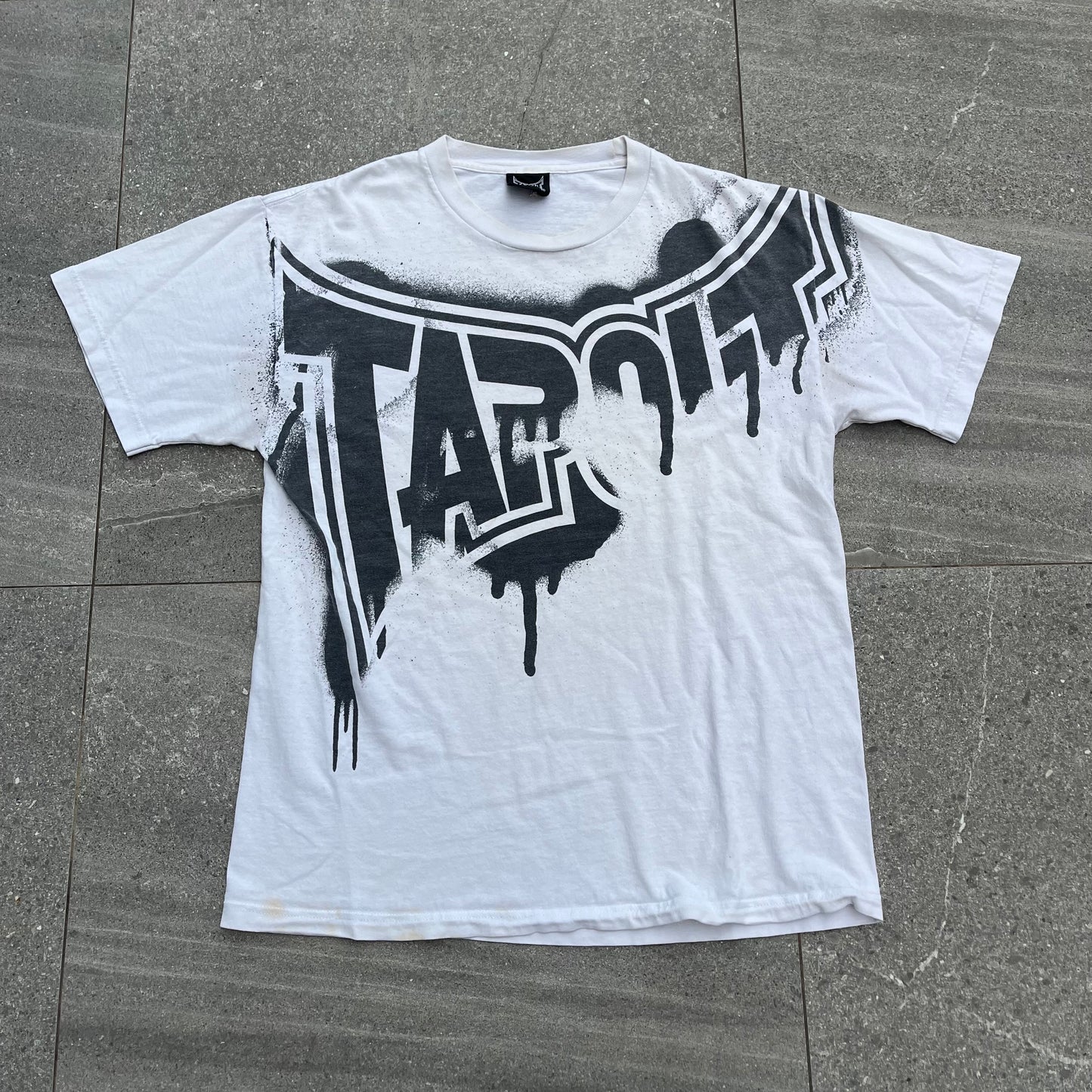 2000s tapout tee - L