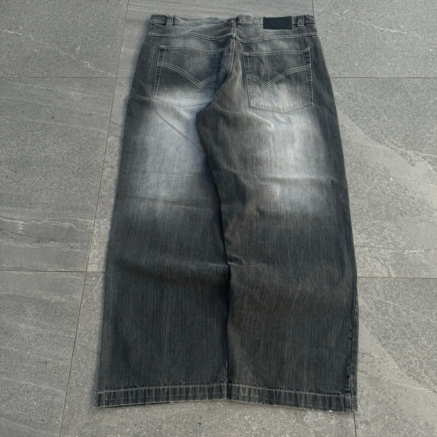 beautifully faded brock jeans - 40x32”