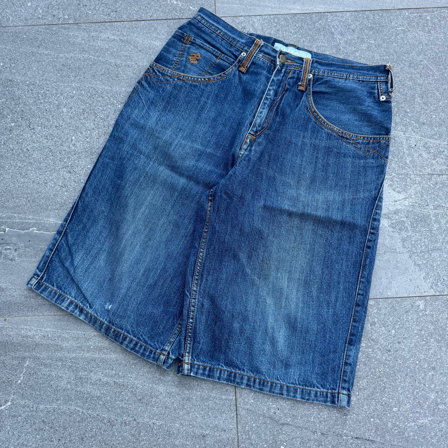 rocawear jorts - 34”