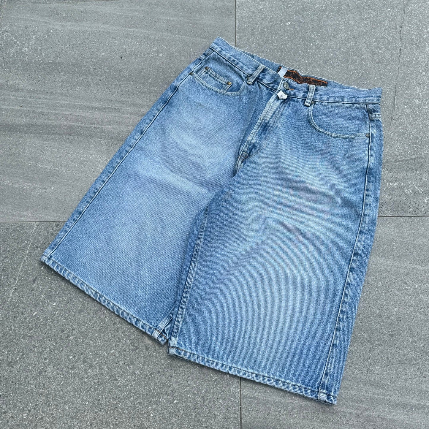 perfect summer jorts - 32”