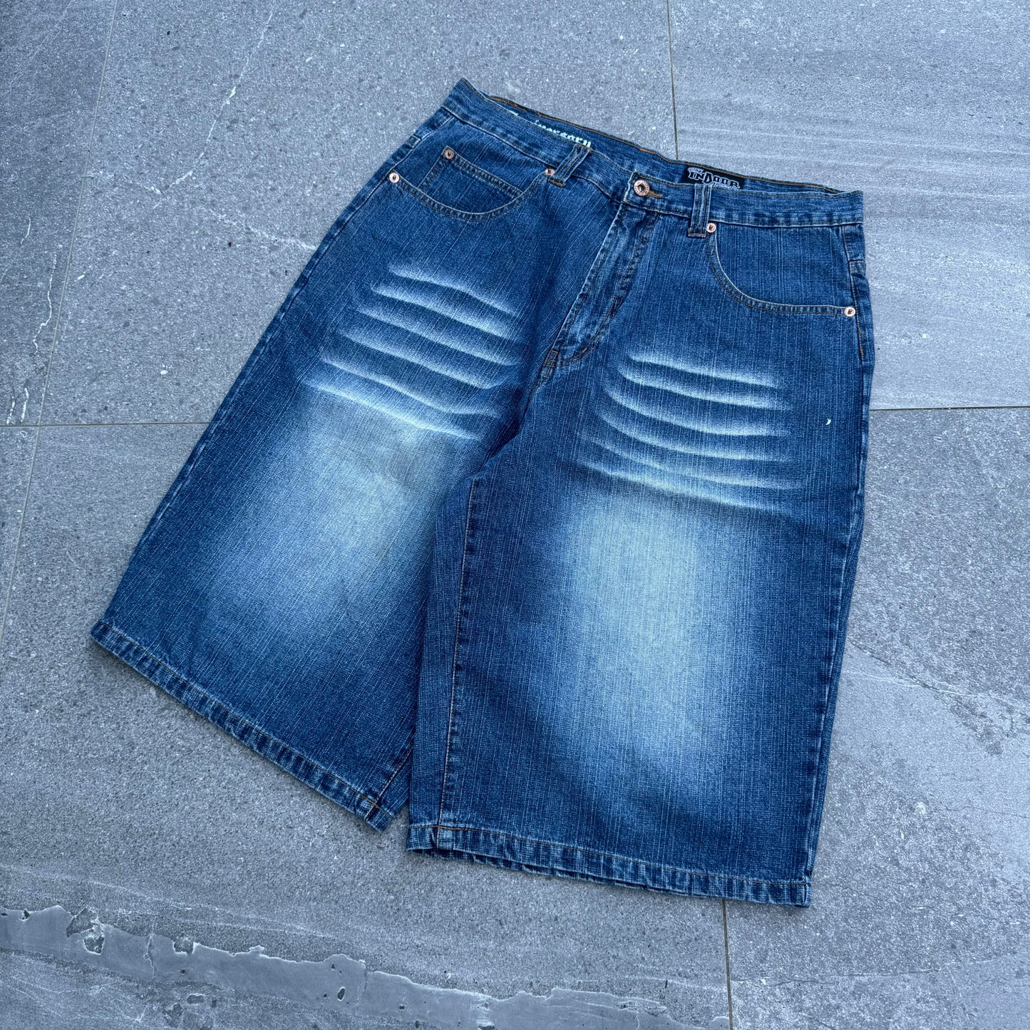 clean faded jorts - 34”