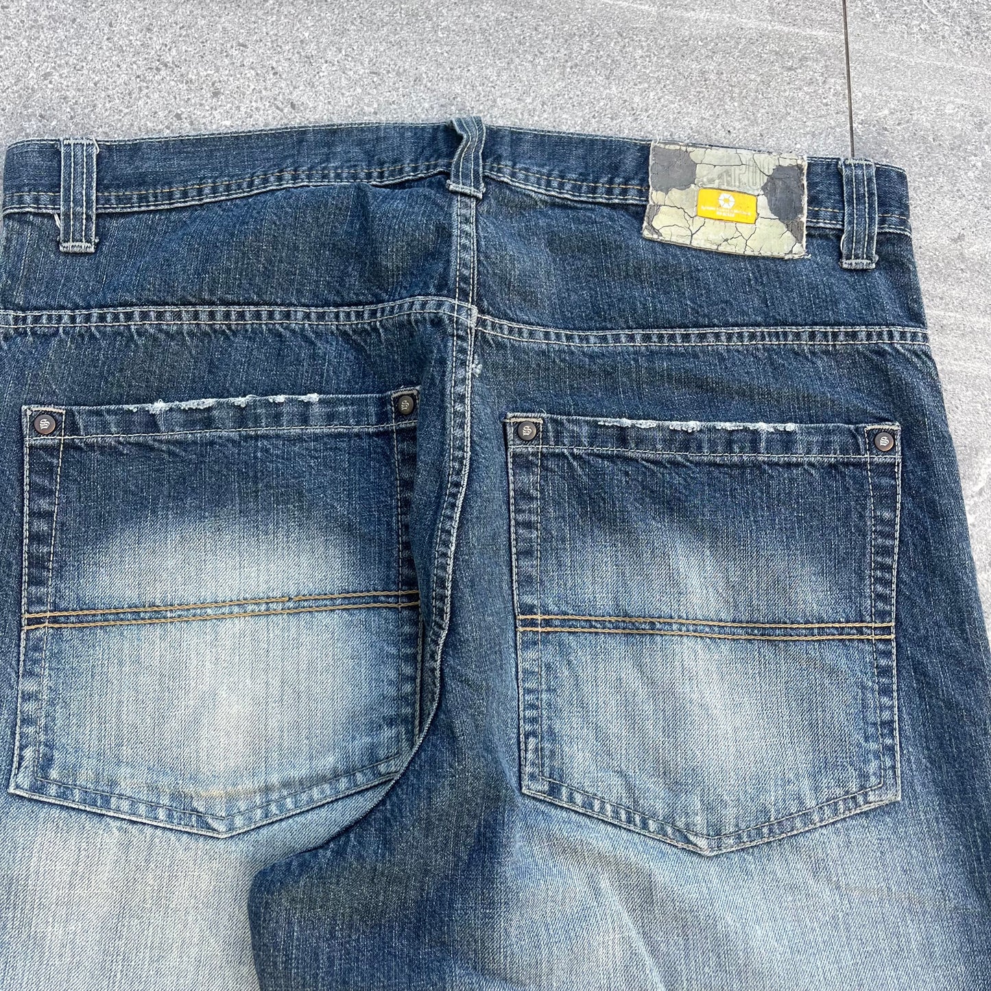 2000s southpole jeans - 38x34”