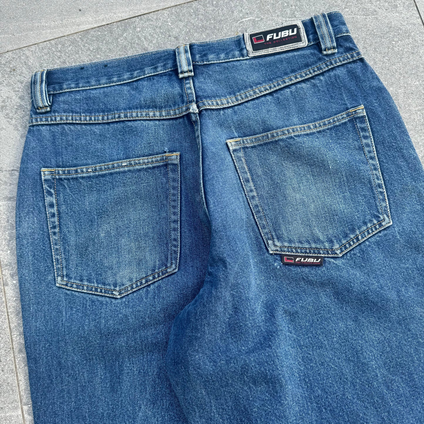 fubu jeans - 33x33”