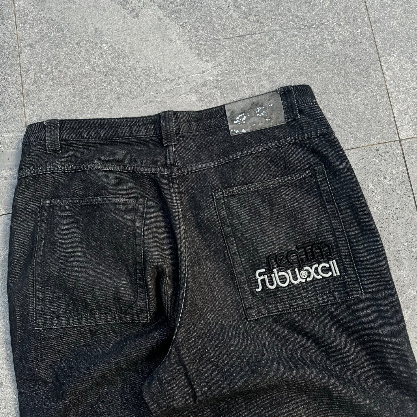 fubu side zip jeans - 38x33”