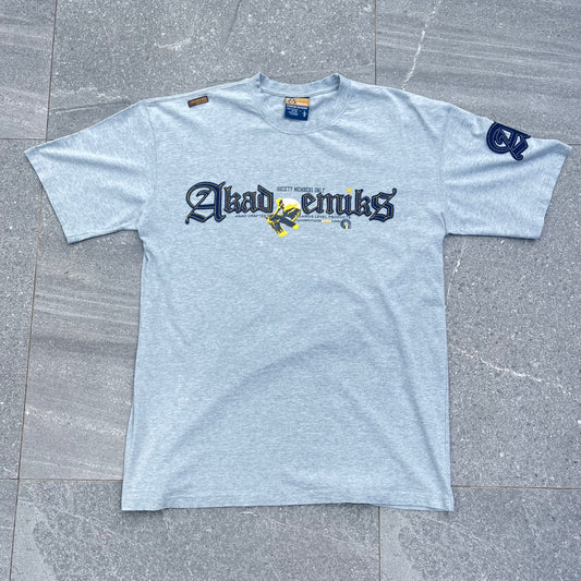 2000s akademiks tee - L