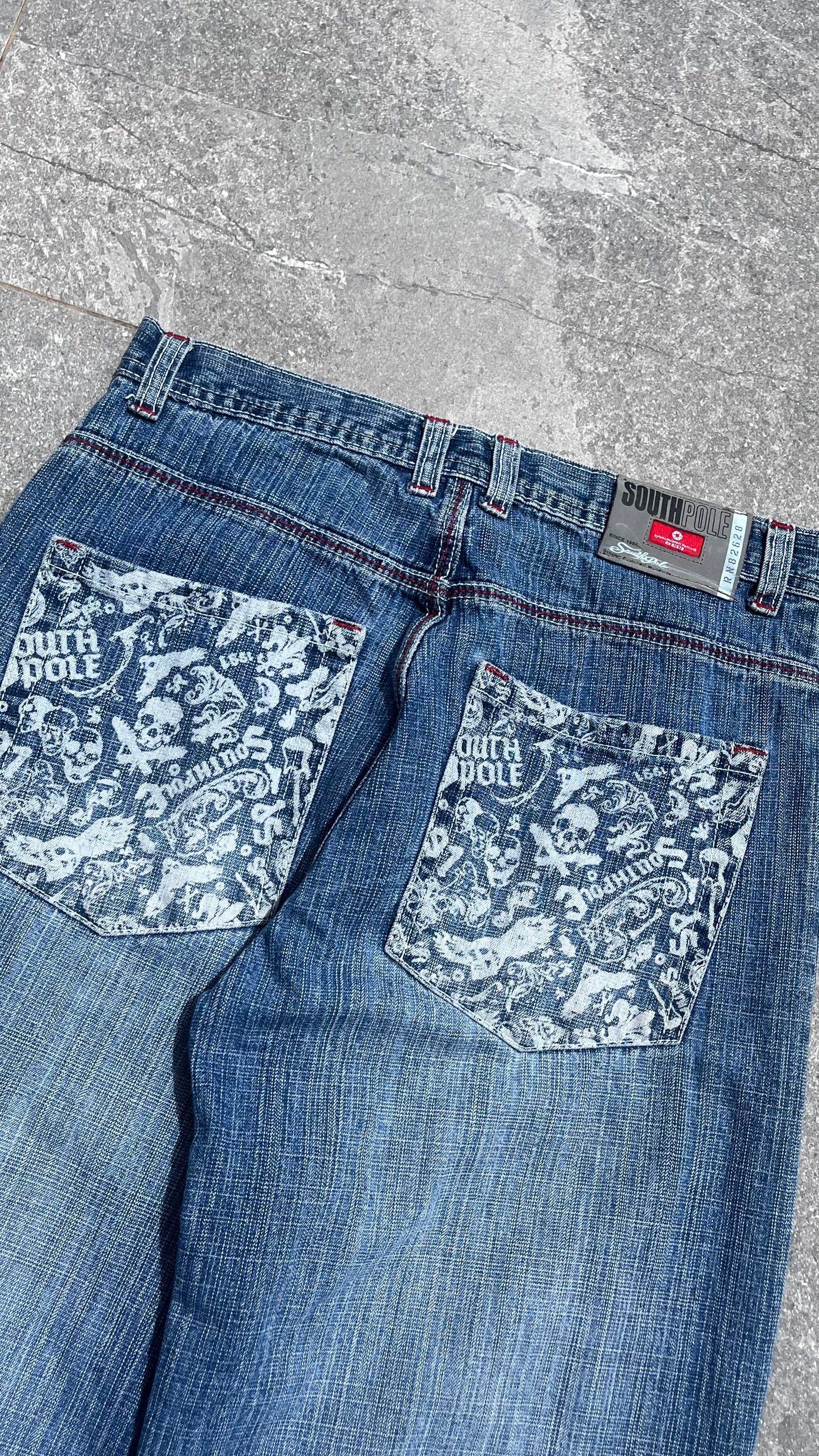 2000s southpole print jeans - 30”