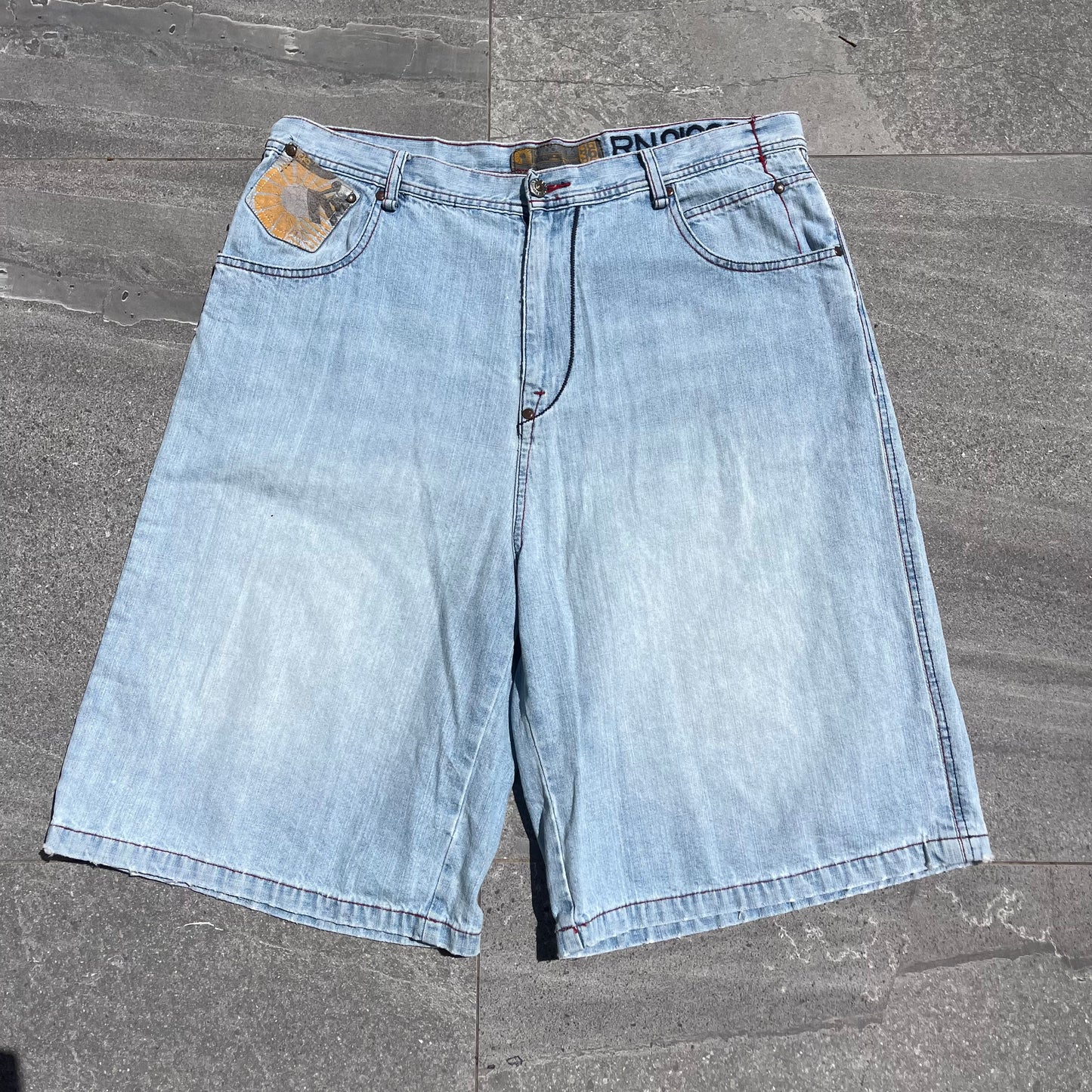 2000s akademiks jorts - 36”