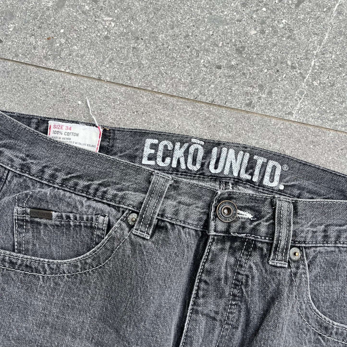 2000s ecko jeans - 34”