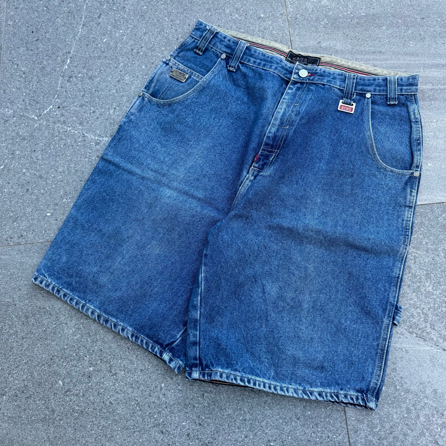 ecko carpenter jorts - 36”