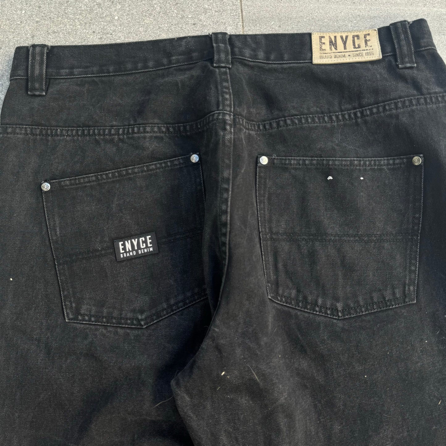 enyce jeans - 38x33”