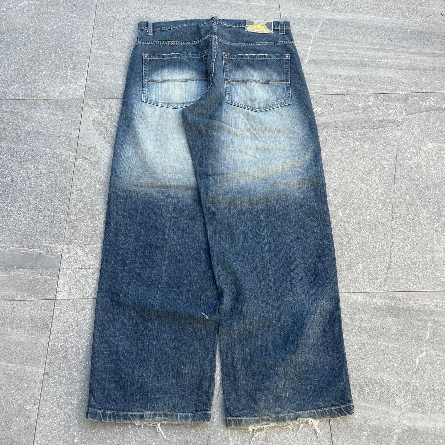 2000s southpole jeans - 38x34”