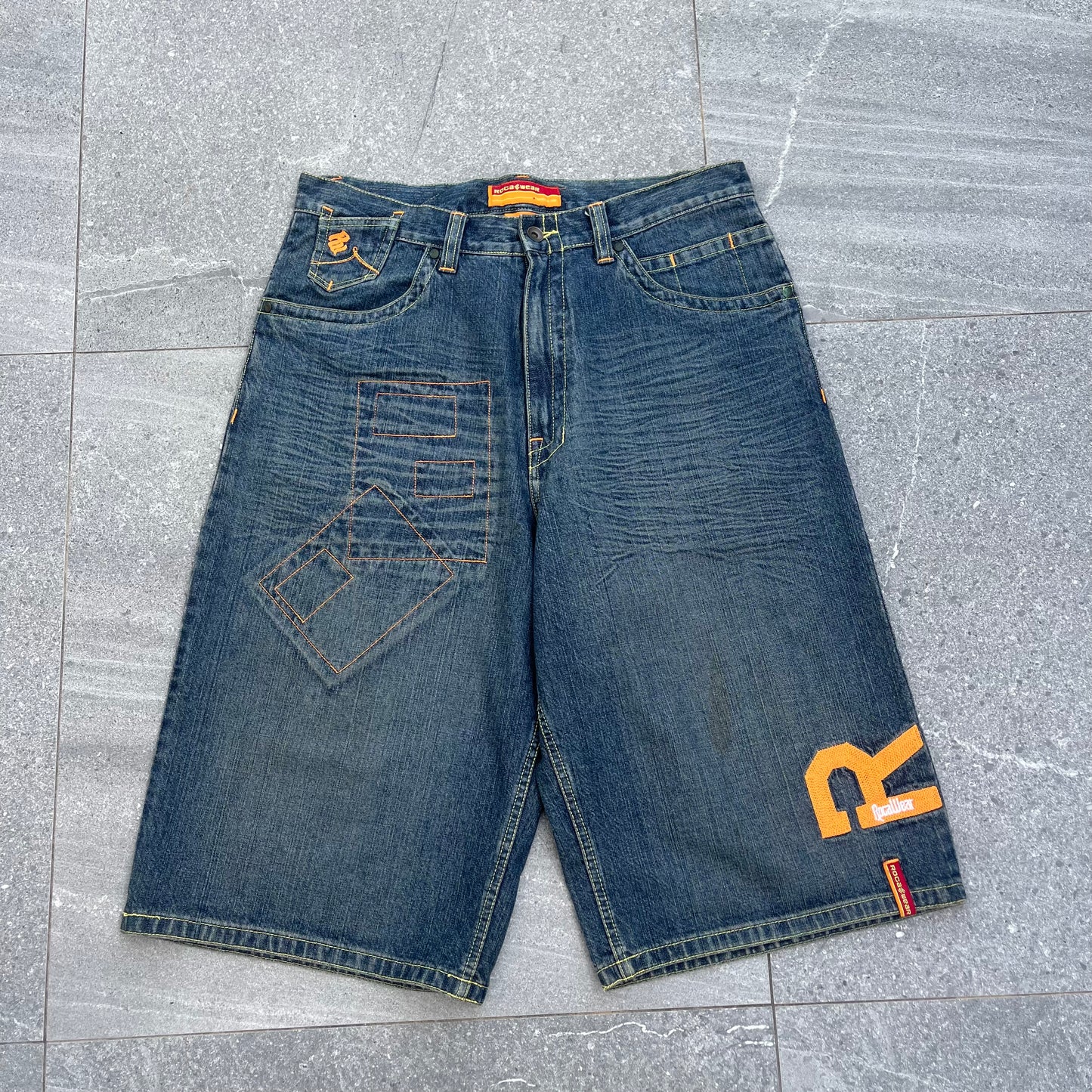 2000s rocawear jorts - 34”