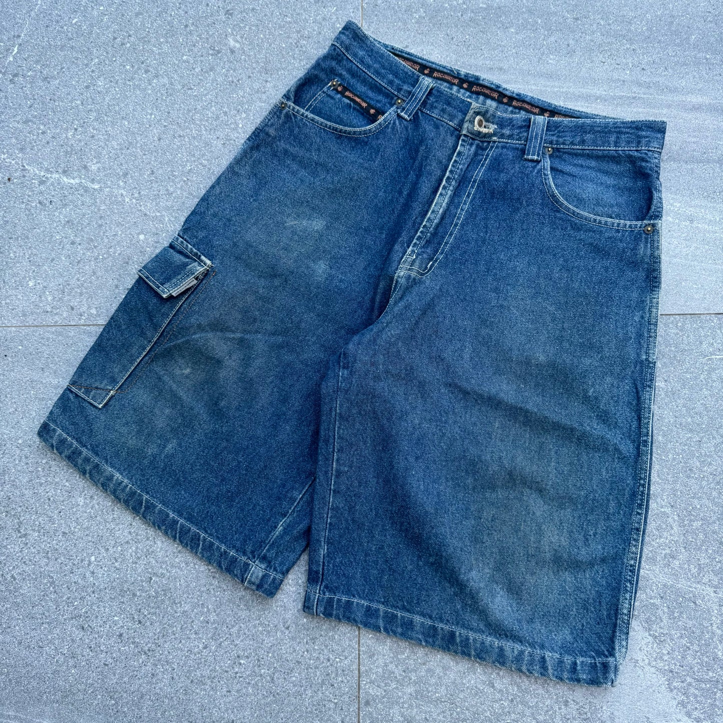 rocawear jorts - 32”