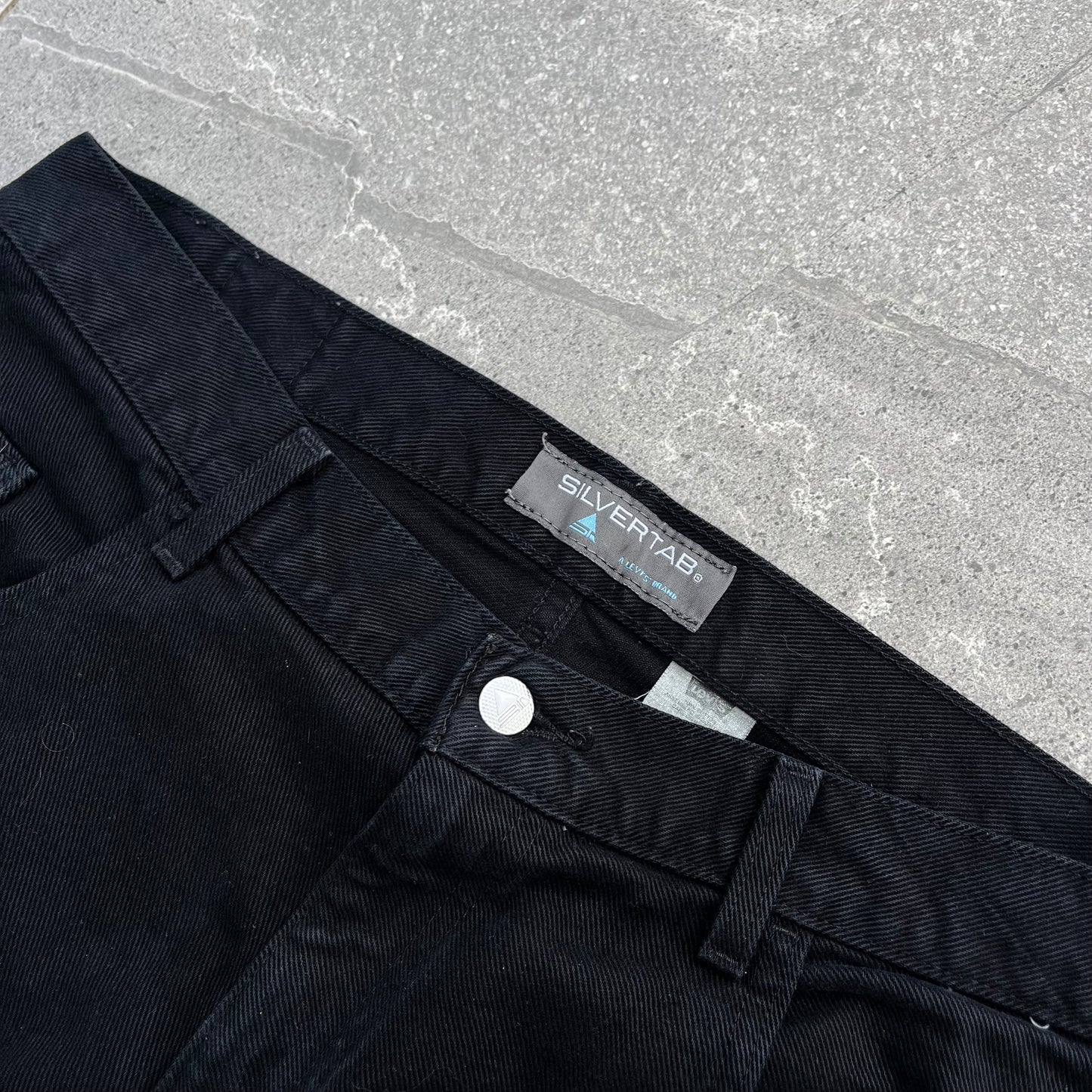 2000s levi’s silvertab ‘baggy’ jeans - 34”