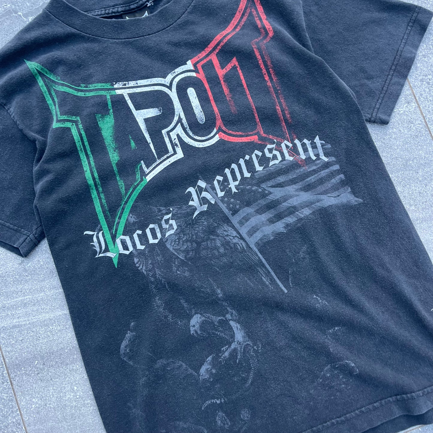 2000s tapout tee - S