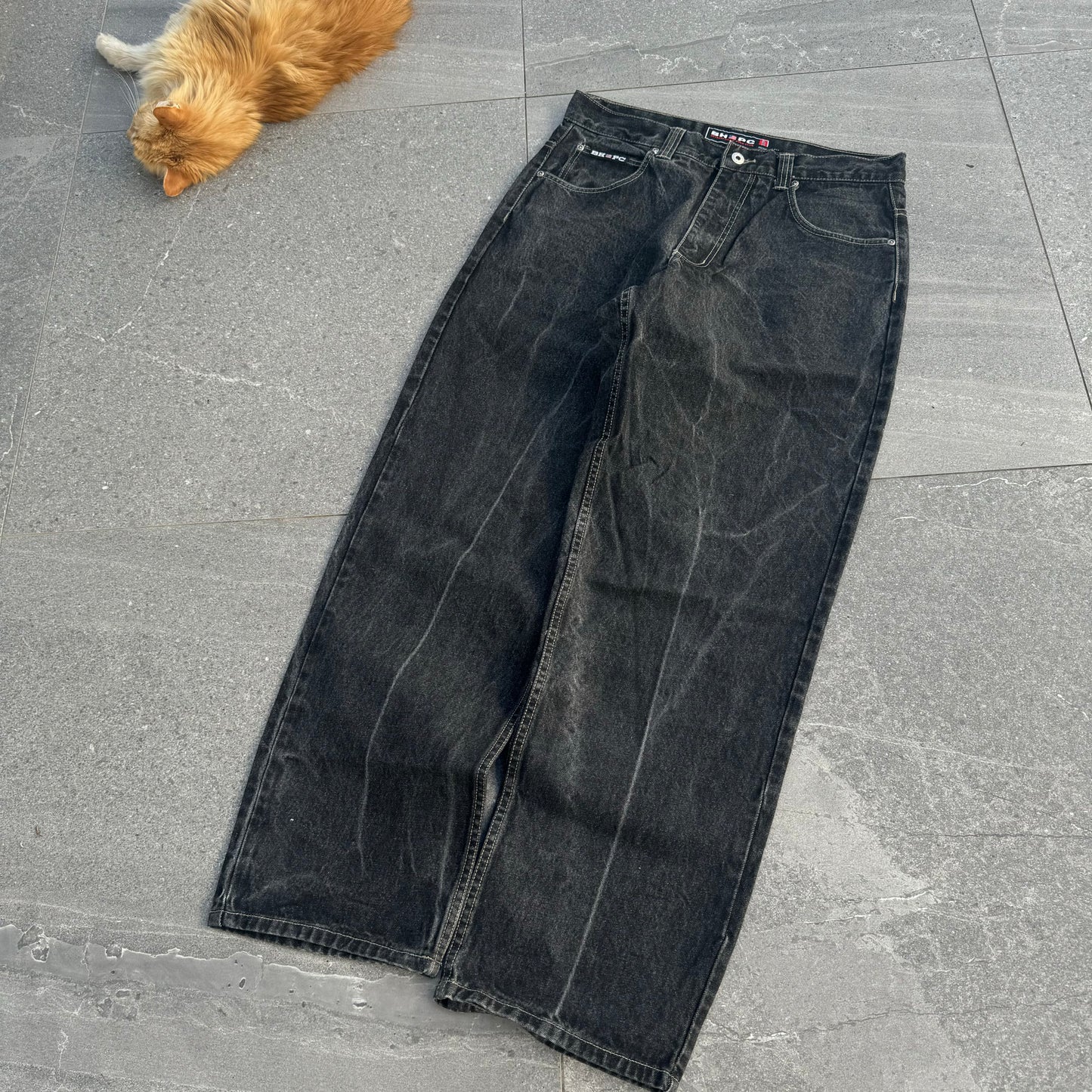 beverly hills polo jeans - 34x31”