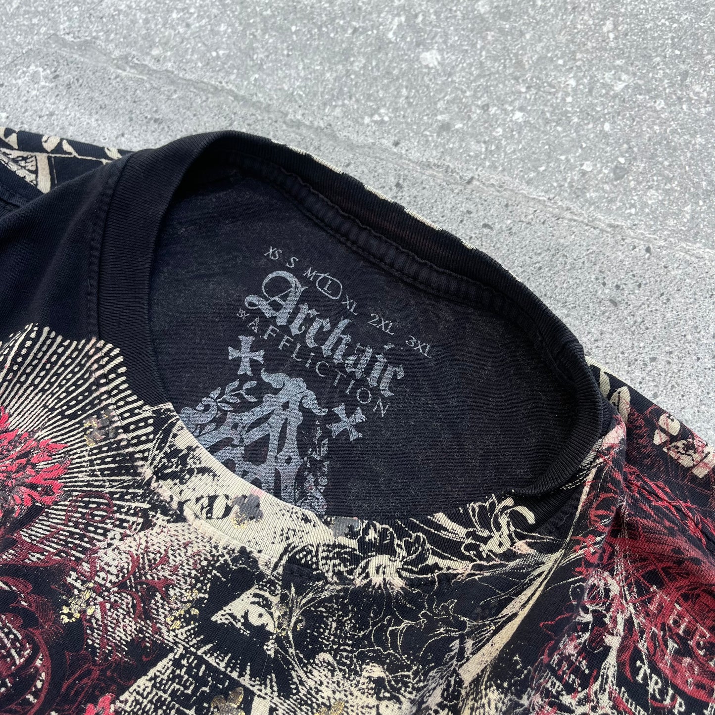 2000s affliction AOP tee - L